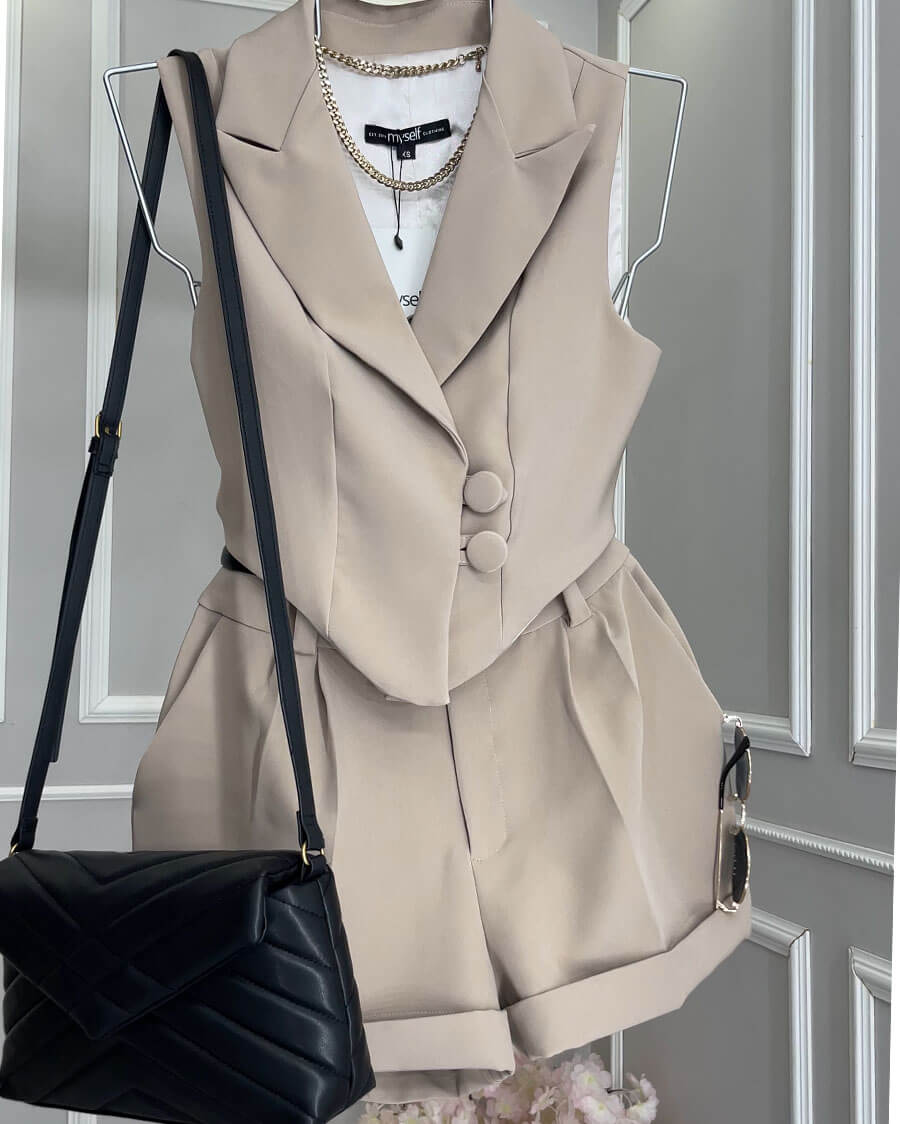 SET CHALECO Y SHORT NUDE - MYSELF